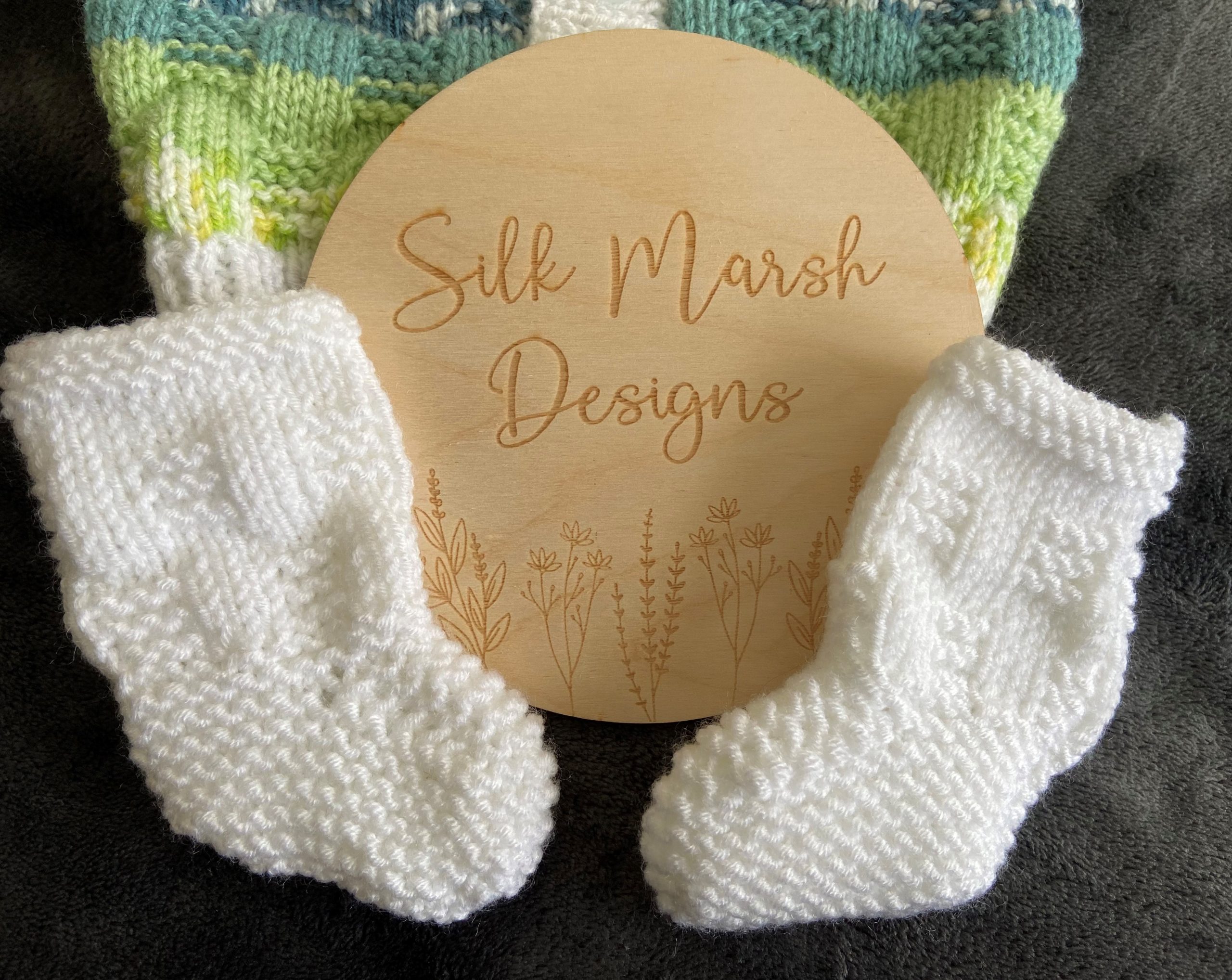 "KADEN" Unisex Round-Neck Cardigan, Beanie Hat and Socks - Image 4